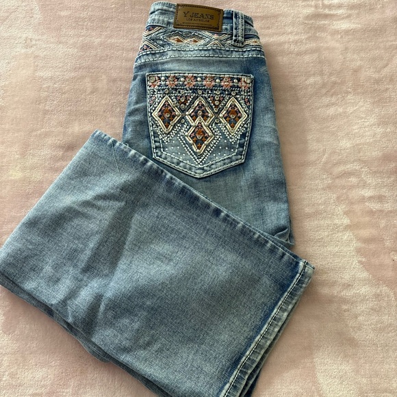 Embroidered Blue Jeans - Picture 1 of 6